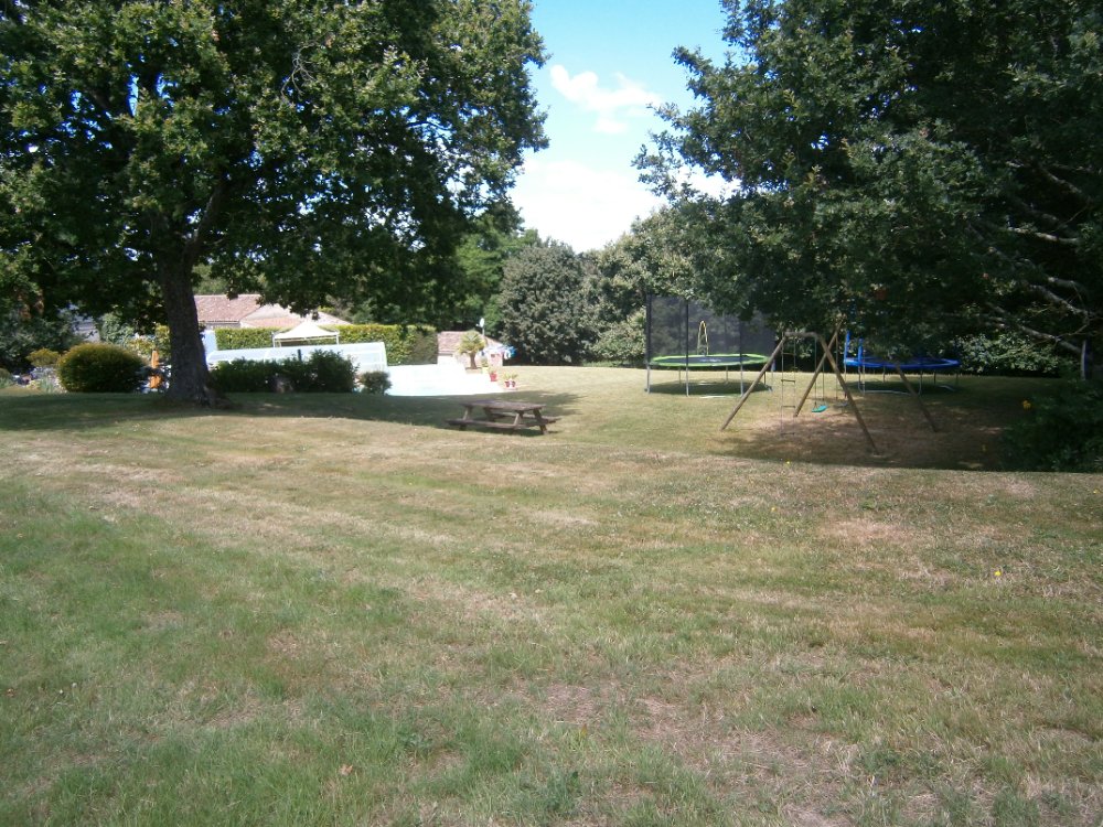 Aire camping-car  Mareuil-sur-Lay-Dissais (85320) - Photo 1